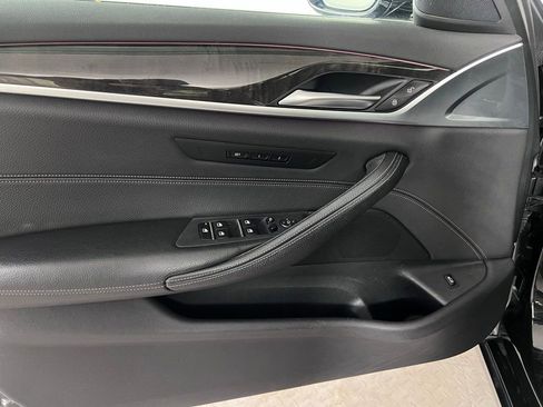 Used 2017 BMW 540i xDrive image 28