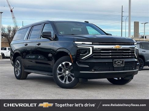 New 2026 Chevrolet Suburban LT w/ Comfort Package image 2