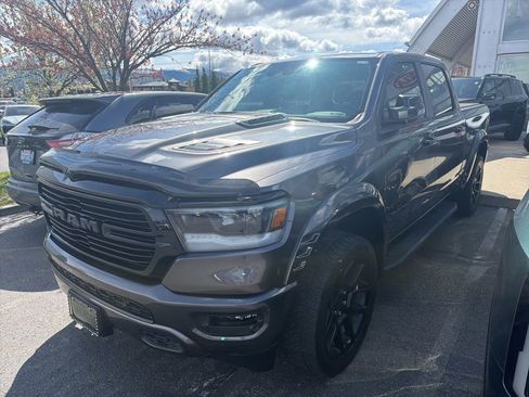 Used 2024 RAM 1500 Laramie image 2