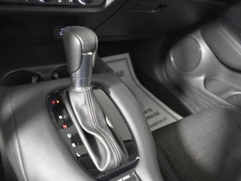 Used 2025 Honda HR-V LX image 21