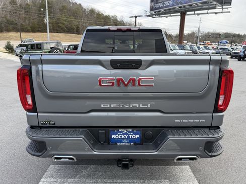 Used 2020 GMC Sierra 1500 Denali w/ Denali Premium Package image 6