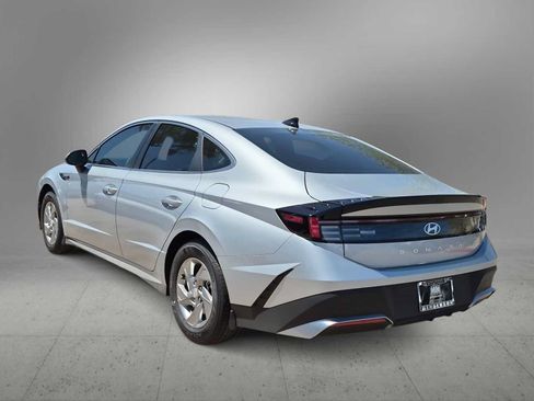 New 2026 Hyundai Sonata SE FWD image 6