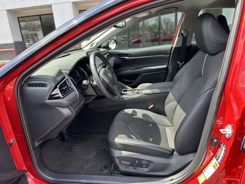 Certified 2022 Toyota Camry XSE w/ Navigation Upgrade Package image 14