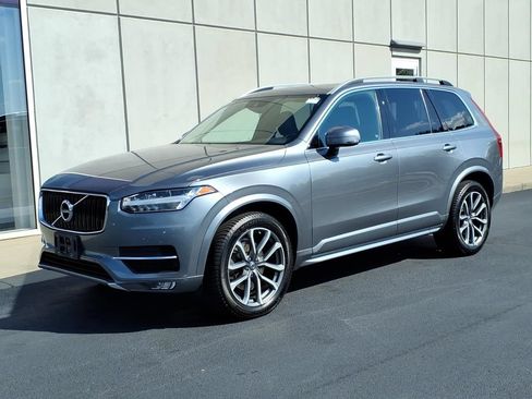 Used 2019 Volvo XC90 T5 Momentum w/ Protection Package AWD/4WD image 1
