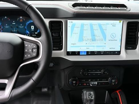 Used 2025 Ford Bronco Stroppe Edition AWD/4WD image 40