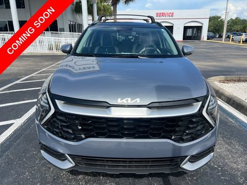 Certified 2025 Kia Sportage EX w/ Premium Package FWD image 2