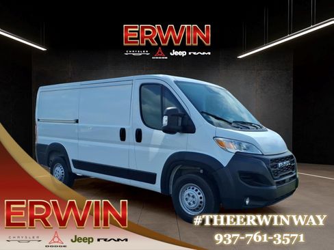 Used 2025 RAM ProMaster 2500 w/ Convenience Group FWD image 1