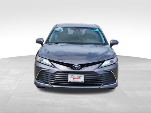 Used 2024 Toyota Camry XLE FWD image 6