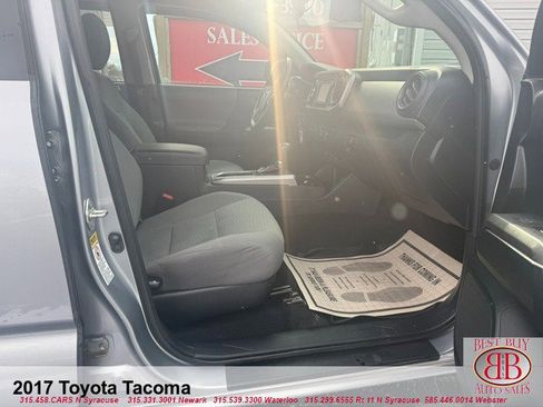 Used 2017 Toyota Tacoma 4X4 Double Cab image 12