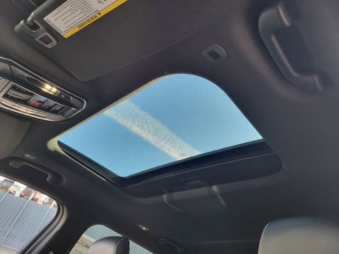 Used 2024 Jeep Grand Cherokee L Altitude image 16