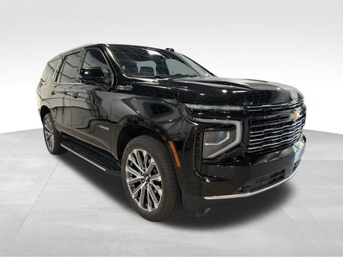 Used 2025 Chevrolet Tahoe High Country w/ Sun And Tow Package AWD/4WD image 3