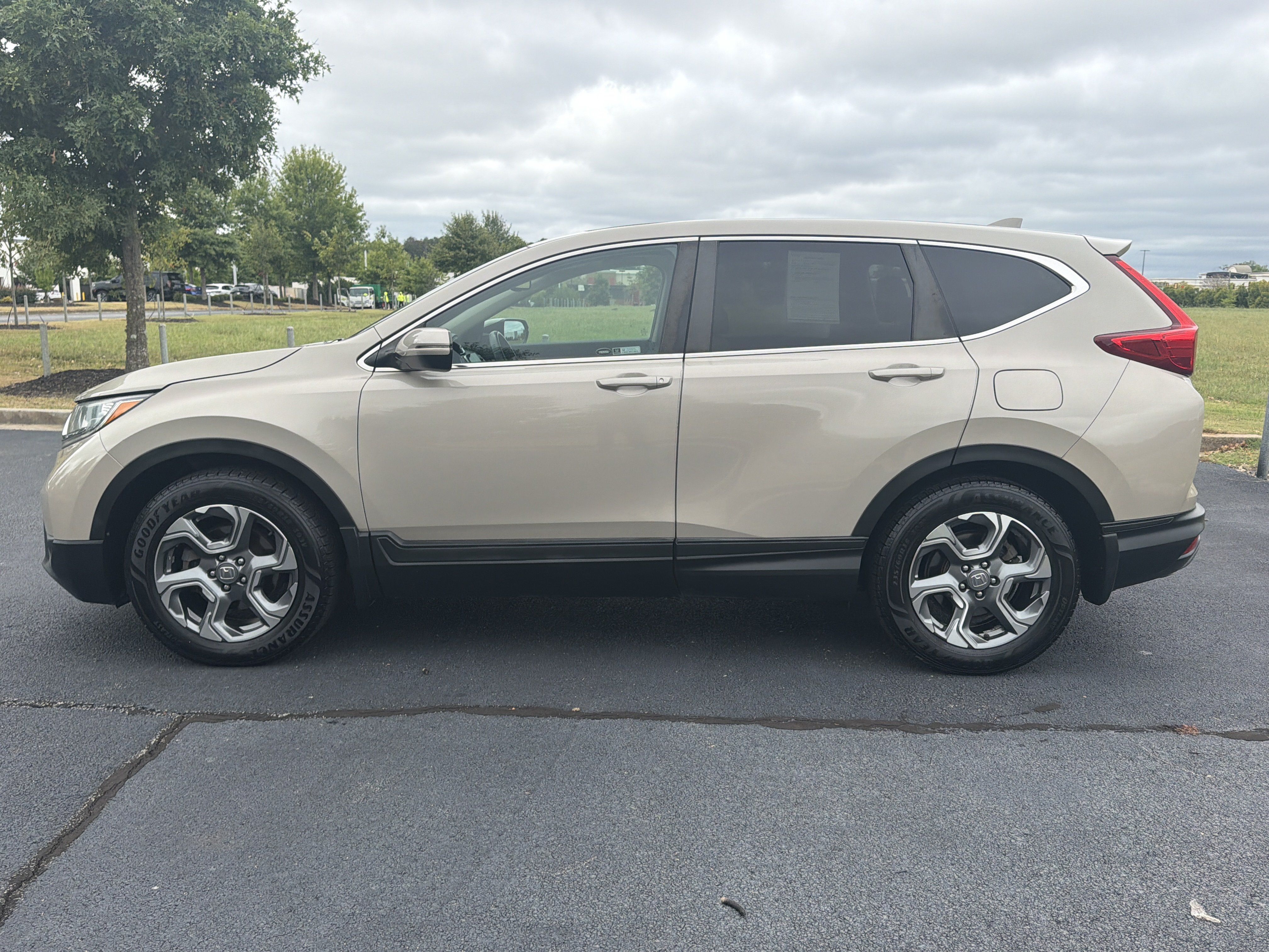 Used 2019 Honda CR-V EX-L image 6