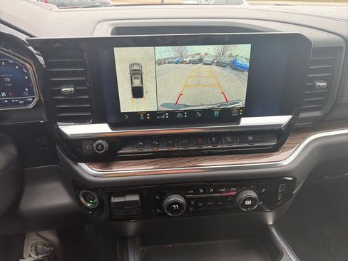 Used 2022 Chevrolet Silverado 1500 RST image 13