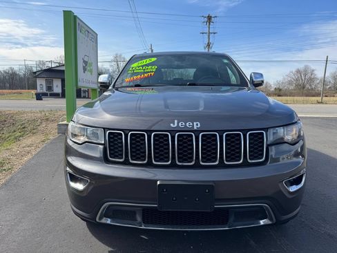 Used 2018 Jeep Grand Cherokee Limited w/ Trailer Tow Group IV AWD/4WD image 2