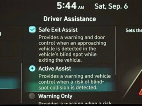 Used 2024 Hyundai Ioniq 5 SE image 36