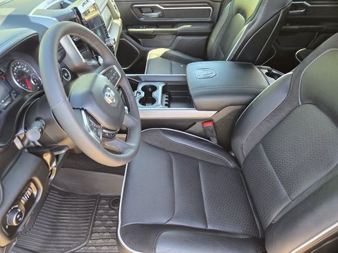 Used 2025 RAM 1500 Laramie AWD/4WD image 8
