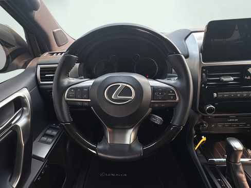 Used 2023 Lexus GX 460 Premium w/ Premium Package AWD/4WD image 15