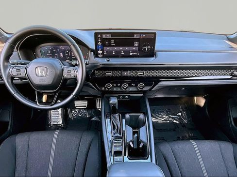 Used 2024 Honda Accord Sport image 8