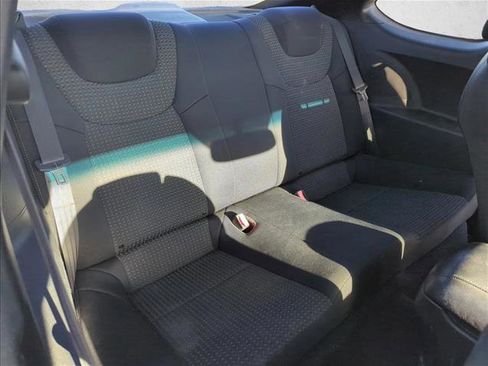 Used 2011 Hyundai Genesis 2.0T image 22