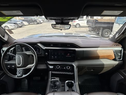 Used 2023 GMC Sierra 1500 Denali w/ Technology Package image 24