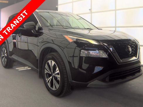 Used 2021 Nissan Rogue SV w/ Premium Package FWD image 3