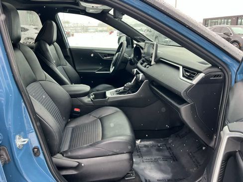 Used 2022 Toyota RAV4 XSE image 19