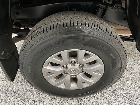 Used 2019 Toyota Tacoma SR5 image 25