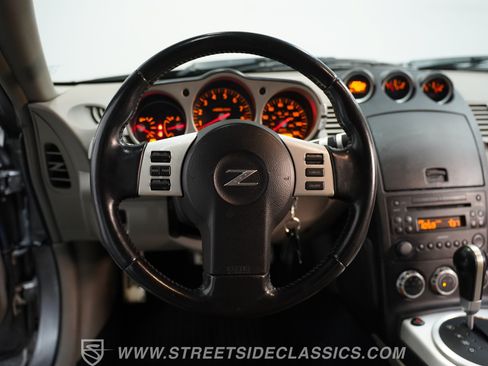 Used 2007 Nissan 350Z Touring RWD image 39