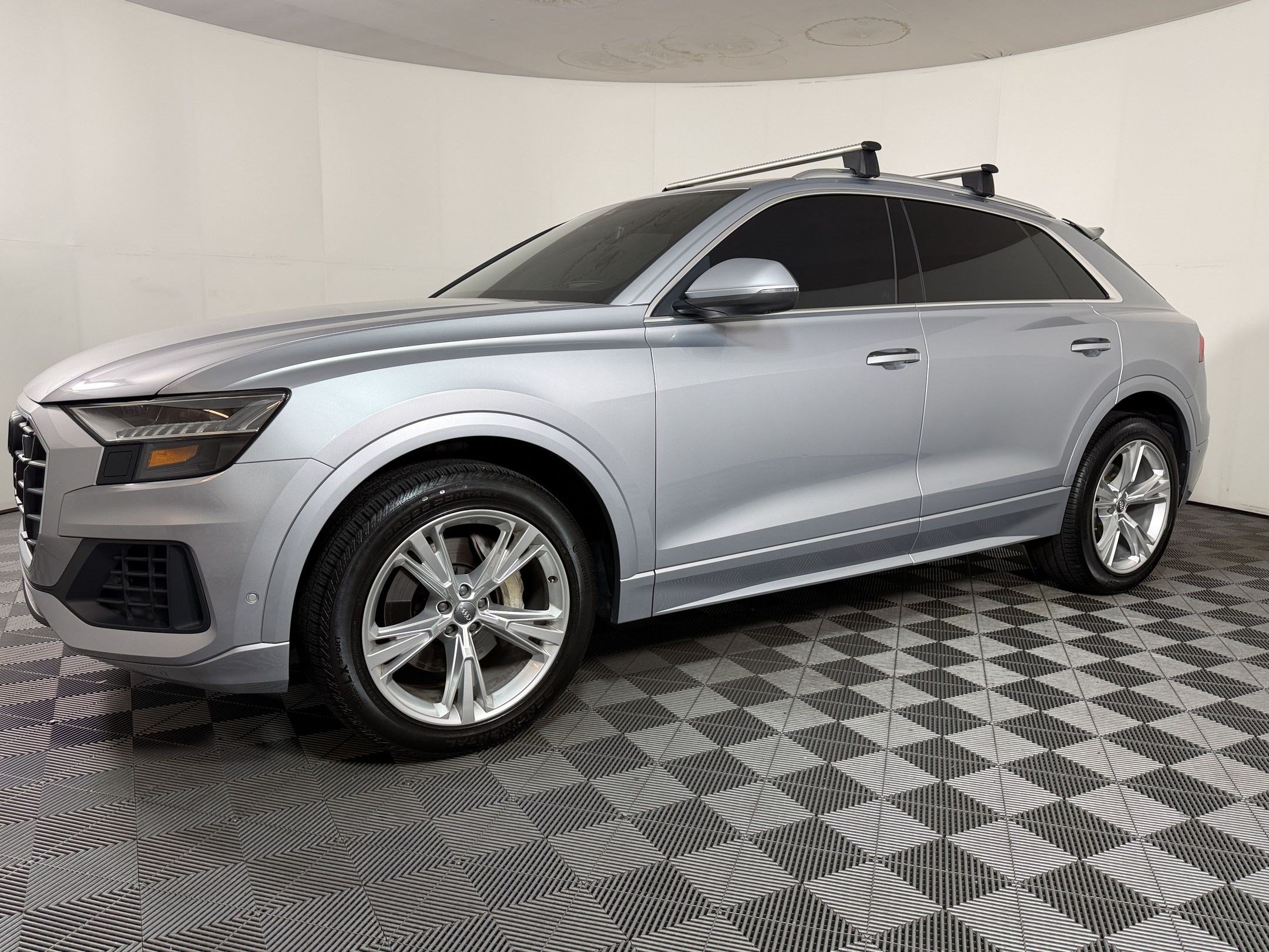Used 2020 Audi Q8 Prestige w/ Prestige Package AWD/4WD image 24