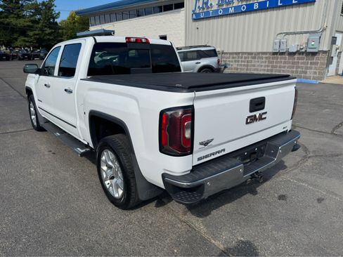 Used 2018 GMC Sierra 1500 SLT w/ SLT Premium Package image 8