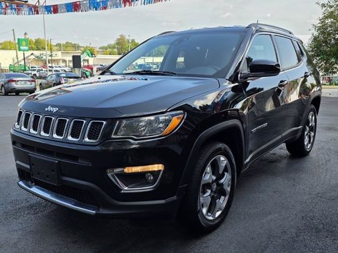 Used 2021 Jeep Compass Limited w/ Elite Interior Group AWD/4WD image 2