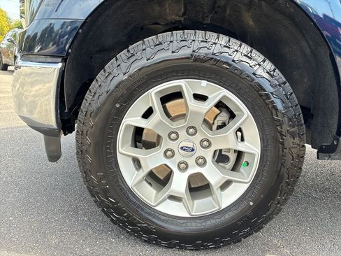 Used 2023 Ford F150 XLT image 26