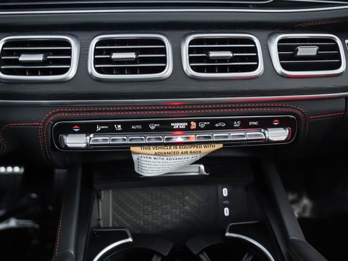 New 2026 Mercedes-Benz GLE 53 AMG 4MATIC Coupe image 19