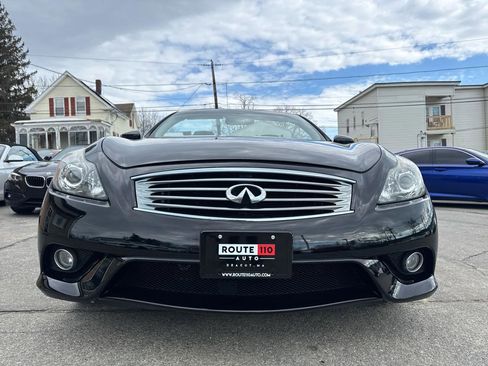 Used 2014 INFINITI Q60 Convertible w/ Premium Package image 4