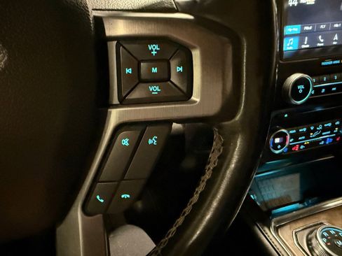 Used 2018 Ford Expedition Max Platinum image 44