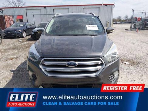Used 2017 Ford Escape Titanium image 23