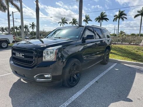 Used 2019 GMC Yukon SLT w/ Graphite Performance Edition image 3