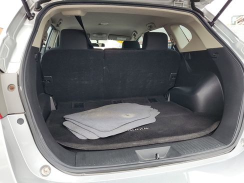 Used 2015 Nissan Rogue S w/ Convenience Package image 25