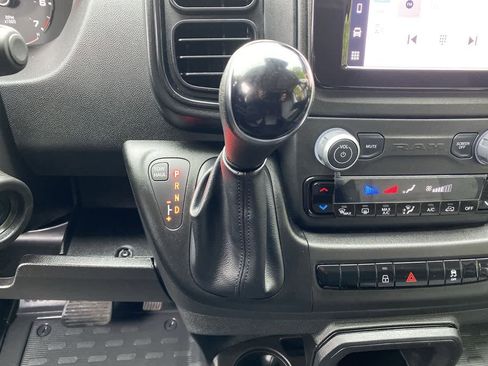 Used 2026 RAM ProMaster 2500 w/ Convenience Group FWD image 24