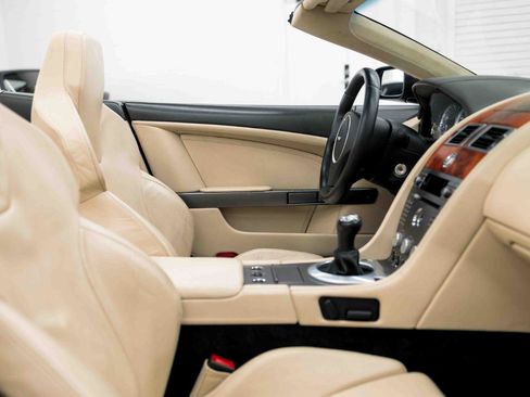 Used 2006 Aston Martin DB9 Volante RWD image 84