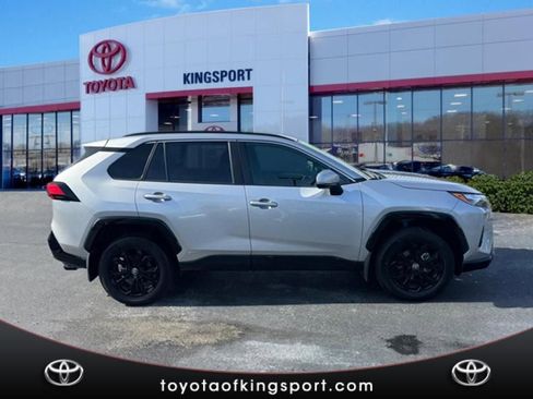 Certified 2024 Toyota RAV4 SE w/ Convenience Package image 6