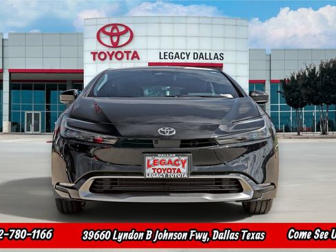 New 2026 Toyota Prius Plug-In Hybrid FWD image 5