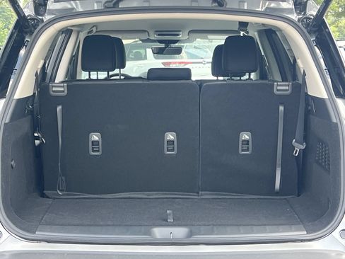 New 2026 Nissan Pathfinder SL FWD image 19