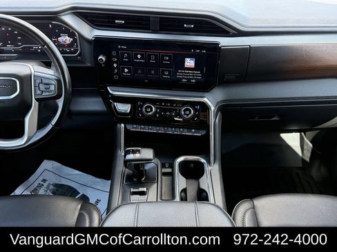 Used 2024 GMC Sierra 1500 Denali w/ Technology Package AWD/4WD image 13
