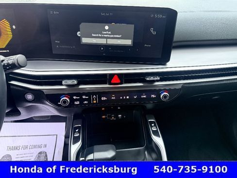 Used 2025 Kia Sorento EX w/ Panoramic Sunroof Package FWD image 38