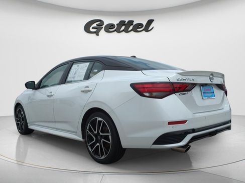 Certified 2025 Nissan Sentra SR FWD image 7