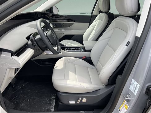 New 2026 Lincoln Nautilus Premier w/ Equipment Group 102A AWD/4WD image 20