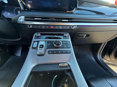 Used 2024 Hyundai Palisade Calligraphy image 20