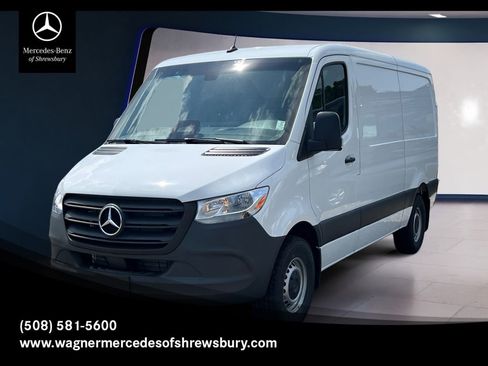 Used 2025 Mercedes-Benz Sprinter 2500 image 1