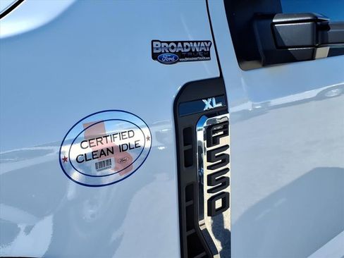 New 2026 Ford F550 4x4 Regular Cab Super Duty image 22
